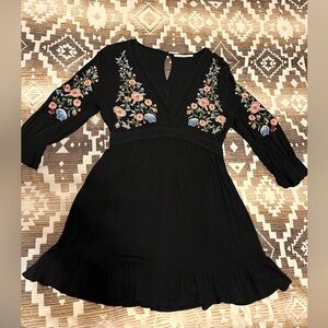 Black dress, floral embroidered